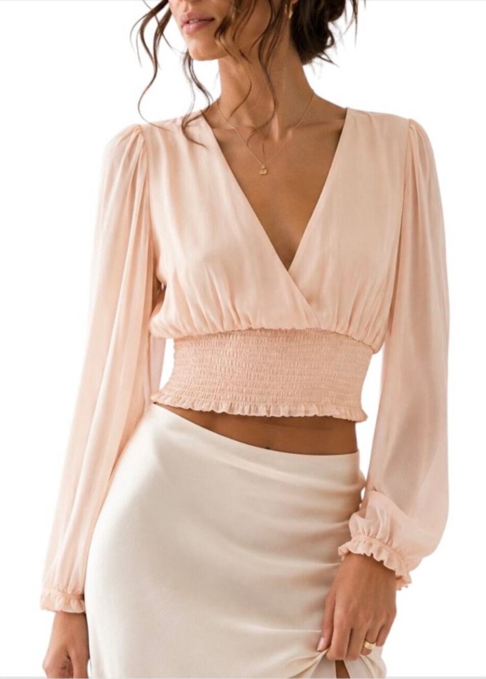 Aritzia Wilfred Wistful Top Smocked V Neck Blouse Coral Peach Blush Women Medium